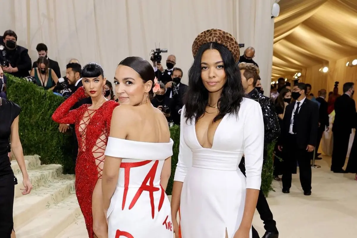 Deretan Gaun Statement Bernafas Politik di Met Gala 2021, Apa Maknanya?