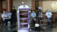 Fakultas Teknik (FT) Universitas Negeri Surabaya (Unesa) berhasil menciptakan robot Kece (Foto: Liputan6.com/Dian Kurniawan)
