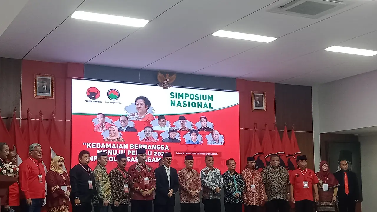 Perwakilan-perwakilan tokoh agama dan tokoh masyarakat bersatu dan menyatakan 'Deklarasi Bersama untuk Kedamaian, Pemilu Berkualitas 2024'.