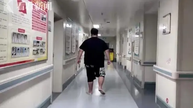 Pria obesitas di China