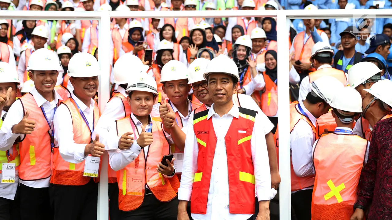 Jokowi Resmikan Percepatan Sertifikasi Tenaga Kerja Konstruksi