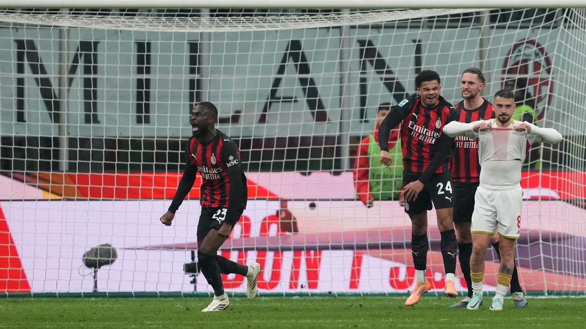 Milan vs Genoa Berakhir Imbang 1-1, De Rossi Bertanggung Jawab atas Penalti Stanciu