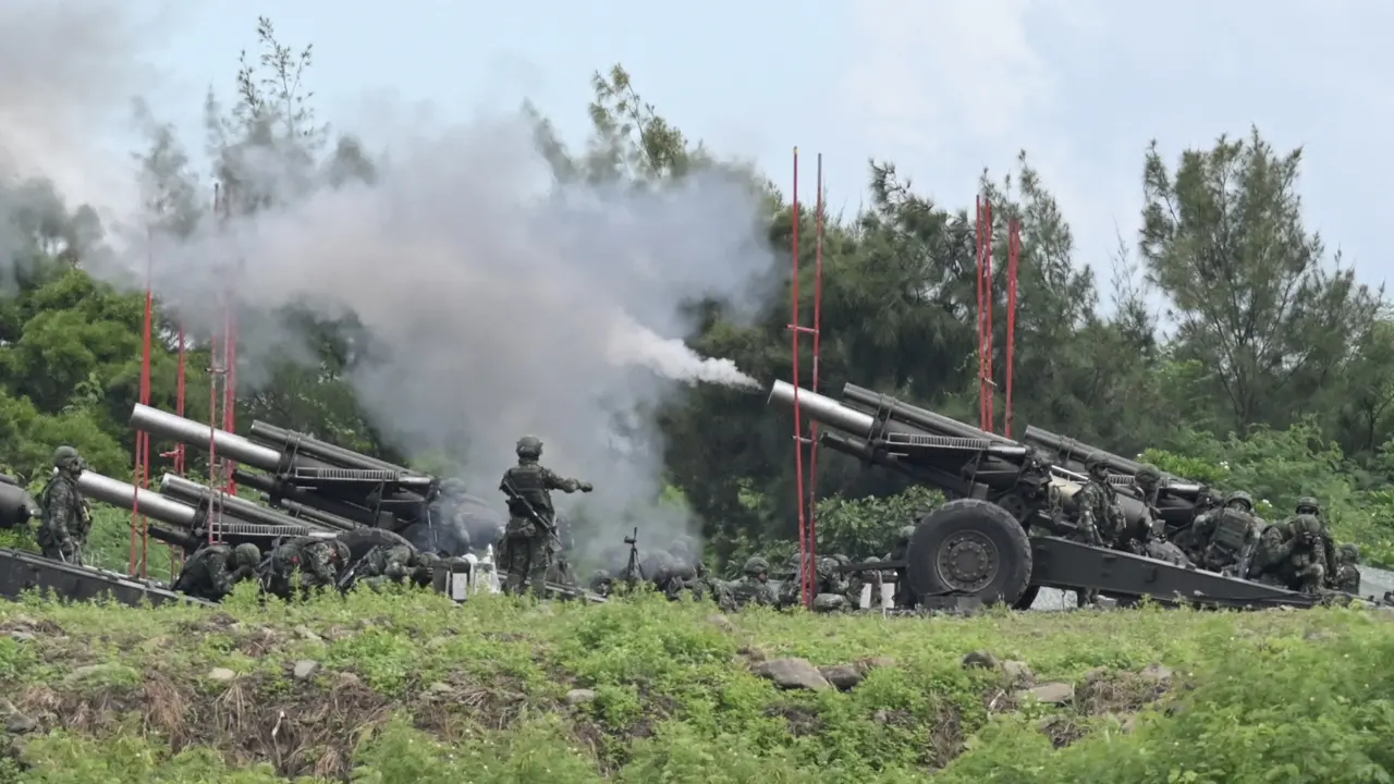 Taiwan Gelar Latihan Militer Tembak Langsung Anti Invasi China