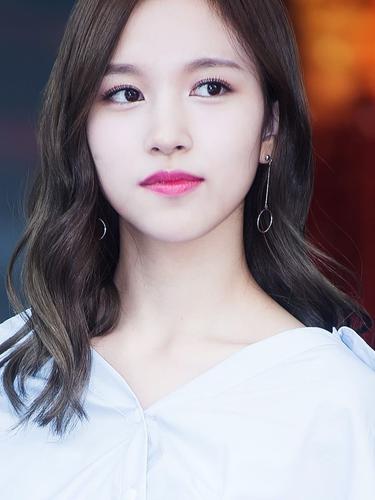 3 Fakta Absennya Mina Di Tur Dunia Twice News Entertainment Fimela Com