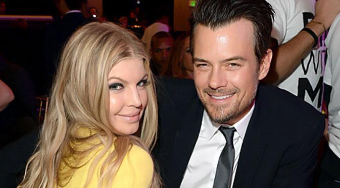 Fergie dan Josh Duhamel (E!)