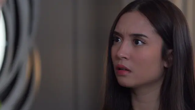 Di Antara Dua Cinta
