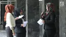 Peserta audisi lomba news presenter Emtek Goes to Campus 2018 berlatih bersama di Gedung 4 Universitas Padjajdaran, Bandung, Selasa (4/12). EGTC Bandung 2018 berlangsung hingga 6 Desember dan diisi beragam materi. (Liputan6.com/Helmi Fithriansyah)