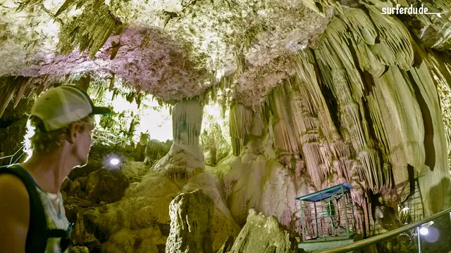 [Bintang] Petualangan Bawah Tanah di 5 Gua Paling Eksotis di Indonesia