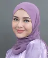 Dalam akun media sosialnya, Amanda Manopo mengunggah video singkat tutorial rencana makeup untuk lebaran.  [@amandamanop]