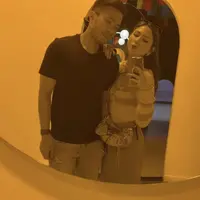 Jessica Milla dan Yakup Hasibuan berkunjung ke Twist Museum yang berada di London. Tentu ini bisa jadi ide honeymoon yang anti mainstream lho. (@jscmila)