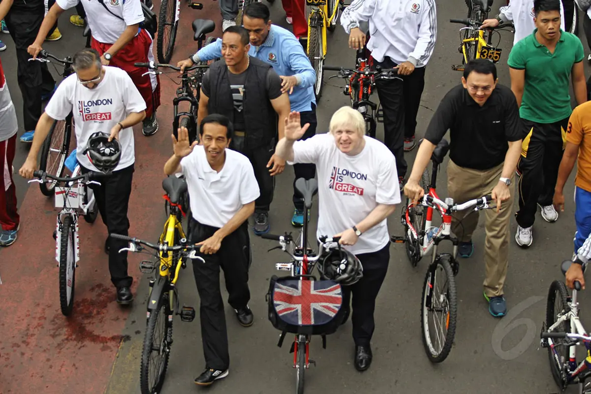 Presiden Jokowi Bersepeda Bareng Wali Kota London