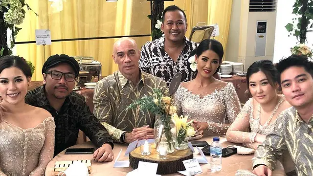 [Fimela] Ovi Dian dan Helmi Herman