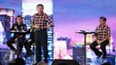 Cagub DKI Jakarta nomor 2, Basuki T Purnama memaparkan visi misi pada Debat perdana Cagub DKI Jakarta di Bidakara, Jakarta, Jumat (10/1/2). (Liputan6.com/Faizal Fanani)