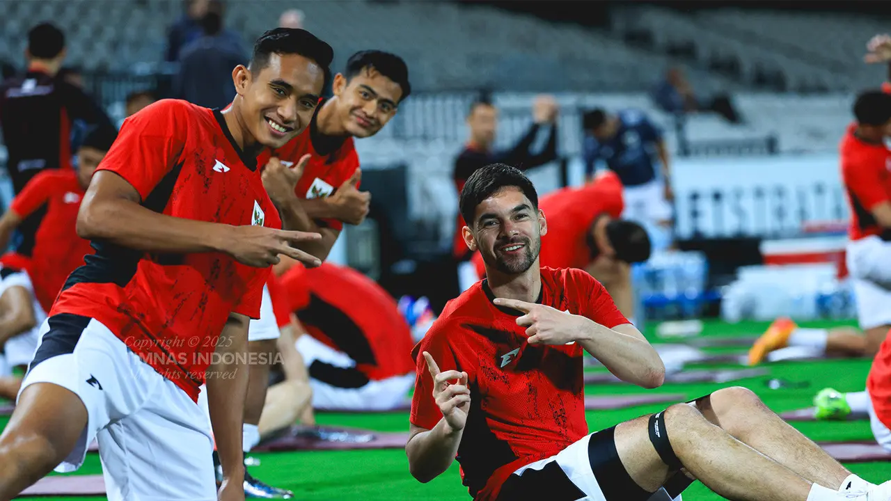 Rizky Ridho, Pratama Arhan, dan Sandy Walsh - Timnas Indonesia