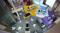 Wuling Pamer Mobil Disney dan Marvel di Kelapa Gading