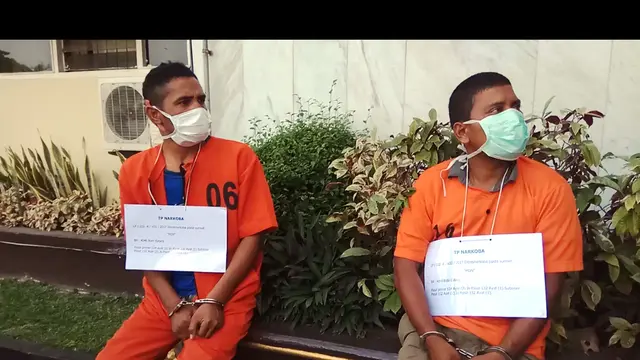 Dua pelaku pengedar ribuan sabu asal Aceh yang melarikan diri ke dalam hutan (Liputan6.com / Nefri Inge)
