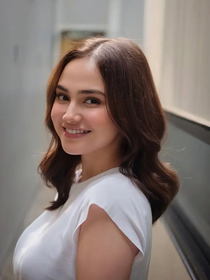 Pesona Syifa Hadju dengan Makeup Look Natural yang Menawan