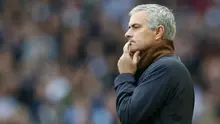 Manajer Chelsea, Jose Mourinho, terancam dapat sanksi berat dari FA dan absen saat timnya bertemu Liverpool, Sabtu (30/10/2015). (REUTERS/Eddie Keogh)