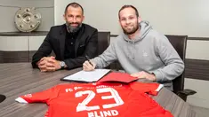 Sebagai salah satu tim besar dan kaya raya di Eropa, Bayern Munchen tak selamanya jorjoran memburu pemain dengan harga selangit. Die Roten nyatanya juga pernah mengambil kebijakan dengan mendatangkan pemain berstatus bebas transfer alias gratisan. Selama sang pemain tersebut sesuai dengan kebutuhan tim, memang tak ada yang salah dengan kebijakan tersebut. Berikut daftar 5 pemain terakhir yang didapatkan Bayern Munchen secara gratis, termasuk Daley Blind. (fcbayern.com)