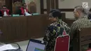 Mantan anggota DPR, Bowo Sidik Pangarso saat memberi keterangan sebagai saksi pada sidang lanjutan suap terkait kerja sama pengangkutan pupuk dengan terdakwa, Asty Winasti di Pengadilan Tipikor Jakarta, Rabu (26/6/2019). (Liputan6.com/Helmi Fithriansyah)