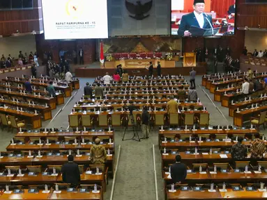 Suasana Rapat Paripurna penutupan masa persidangan IV tahun 2018-2019, di kompleks Parlemen, Senayan, Jakarta, Kamis (28/3). Rapat Tersebut membahas berbagai agenda salah satunya penutupan masa sidang. (Liputan6.com/Johan Tallo)