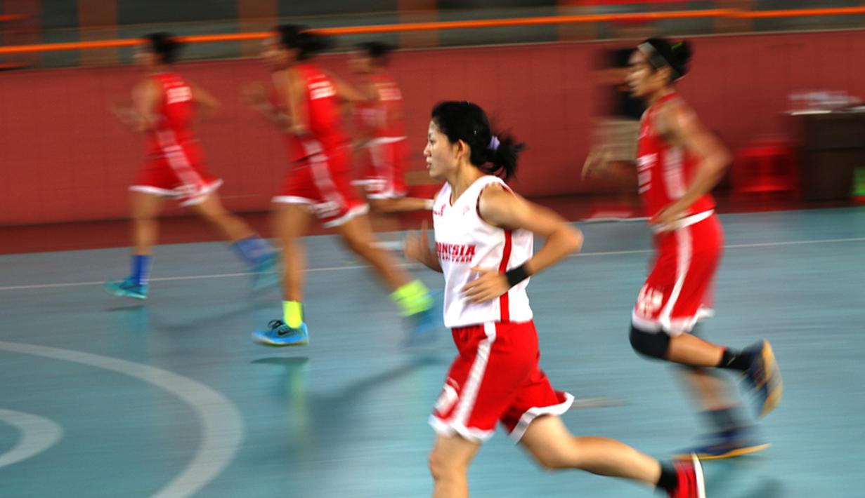 Beep test untuk mengukur kadar stamina. (Bola.com/Arief Bagus)