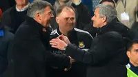 Allardyce Tertawa Dengar Komentar Mourinho