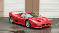 Ferrari F50 milik Mike Tyson dilelang.