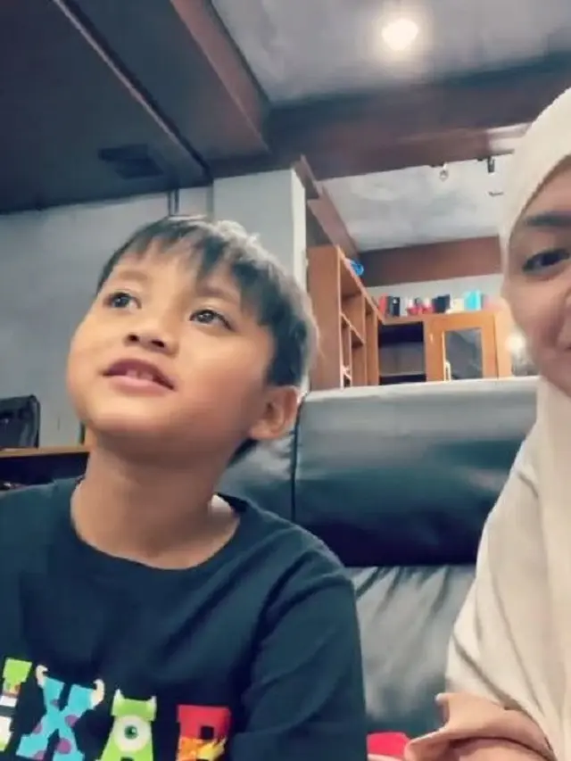 Nathalie Holscher Tak Hapus Foto dengan Ferdy, Ini 6 Potret Kebersamaannya