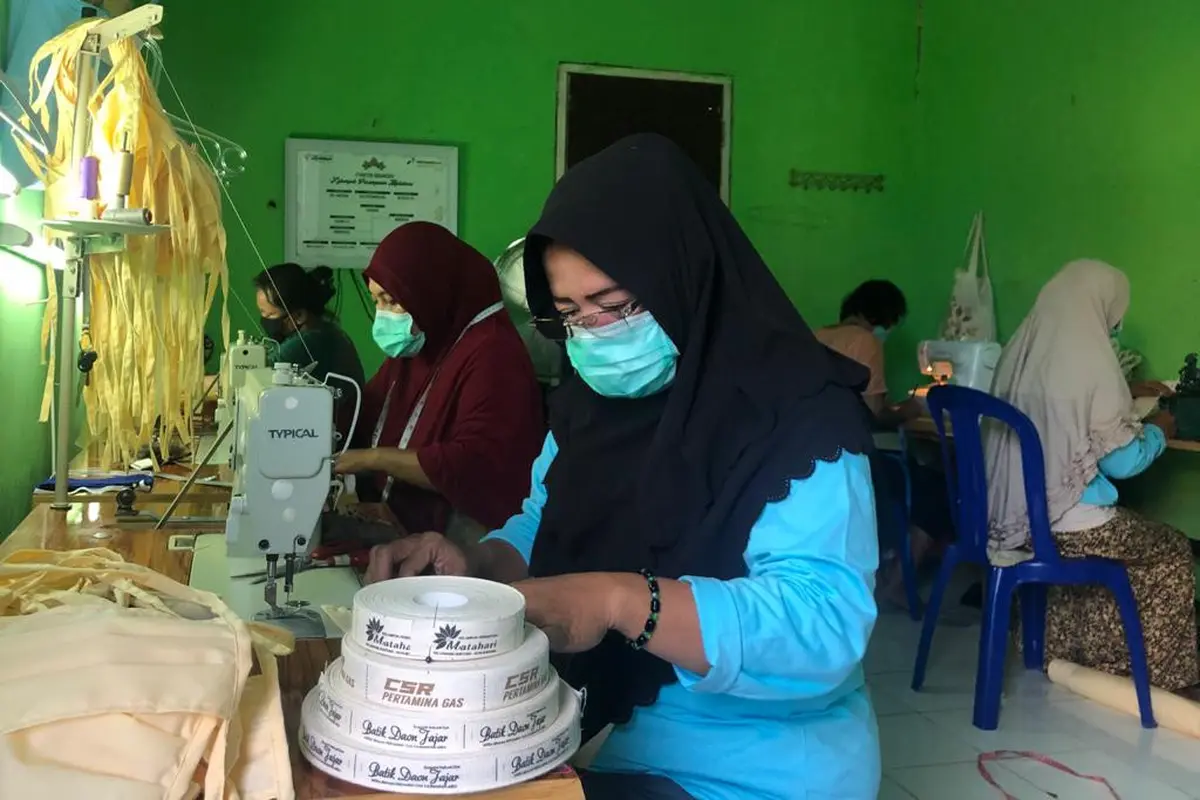 Produksi Masker Kain.