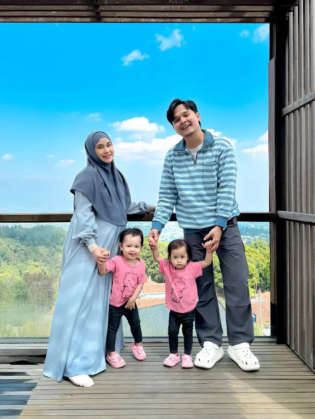 7 Potret Anisa Rahma Liburan ke Lembang Bareng Keluarga dan Geng Butterfly