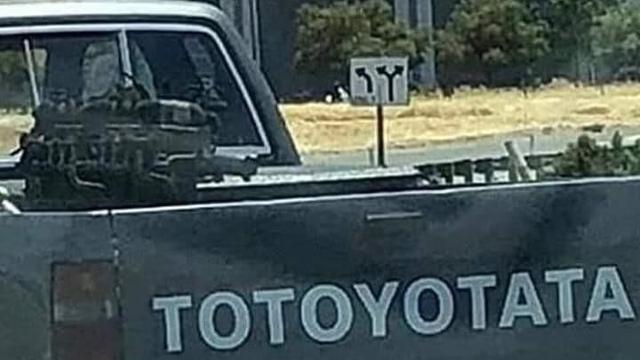 Plesetan merek Toyota (Ist)