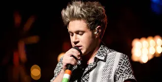 Niall Horan menikmati hasil jerih payahnya berkat meraih keberhasilannya bersama grup vokal One Direction, wajar saja jika Niall Horan memiliki selera dalam mengurus urusan rumah tempat tinggal. (AFP/Bintang.com)