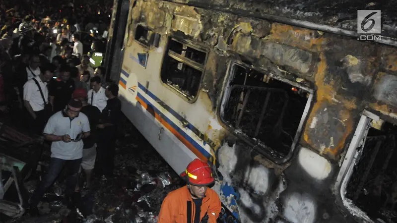 Begini Kondisi Gerbong Kereta yang Terbakar di Senen