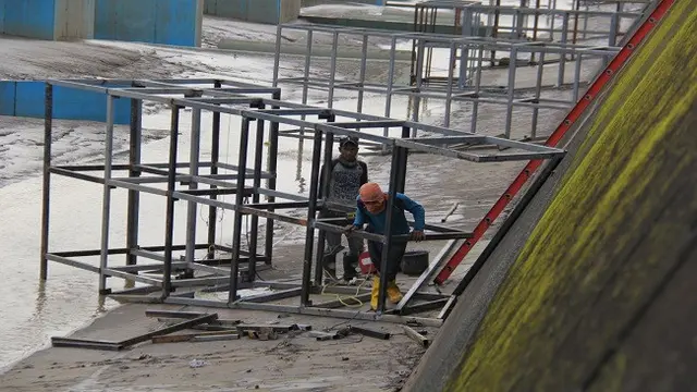 Proyek pembangunan venue cabang olahraga Kano untuk nomor Kano Slalom di Saluran Induk Cipelang, Kecamatan Jatitujuh di Majalengka, Jawa Barat. (Dok PUPR)