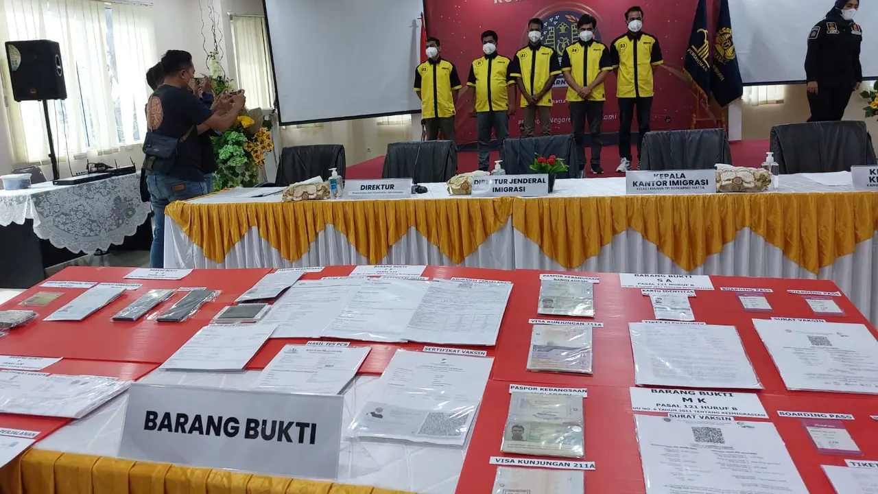 Imigrasi Bandara Soetta