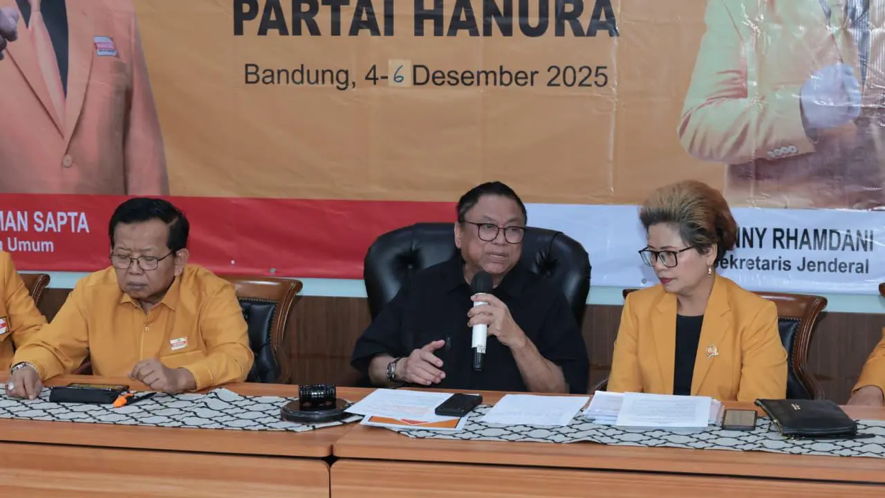 Ketua Umum Partai Hati Nurani Rakyat (Ketum Partai Hanura) Oesman Sapta Odang (Oso).