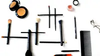 Masih malas membersihkan alat-alat makeup? Berikut ini adalah beberapa cara sederhana dan mudah untuk melakukannya.