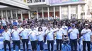 Menteri Hukum Supratman Andi Agtas berserta jajarannya foto bersama pada acara peringatan Hari Kekayaan Intelektual Sedunia 2026 yang berlangsung di Sarinah, Jakarta Pusat pada Minggu (26/4/2026). (Bola.com/Abdul Aziz)