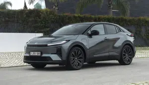 Toyota C-HR+ Meluncur di Eropa, SUV Listrik Bergaya Coupe dengan Jarak Tempuh 607 Km