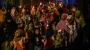 Penetapan tersebut berdasarkan hasil Sidang Isbat yang digelar oleh Kementerian Agama (Kemenag) dengan menggunakan metode hisab dan rukyat. (JUNI KRISWANTO/AFP)