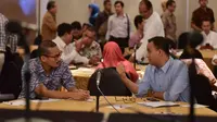Anies - Sandi gelar rapat koordinasi dengan tim sinkronisasi, Senin (12/6/2017). (Liputan6.com/Rezki Apriliya Iskandar) 