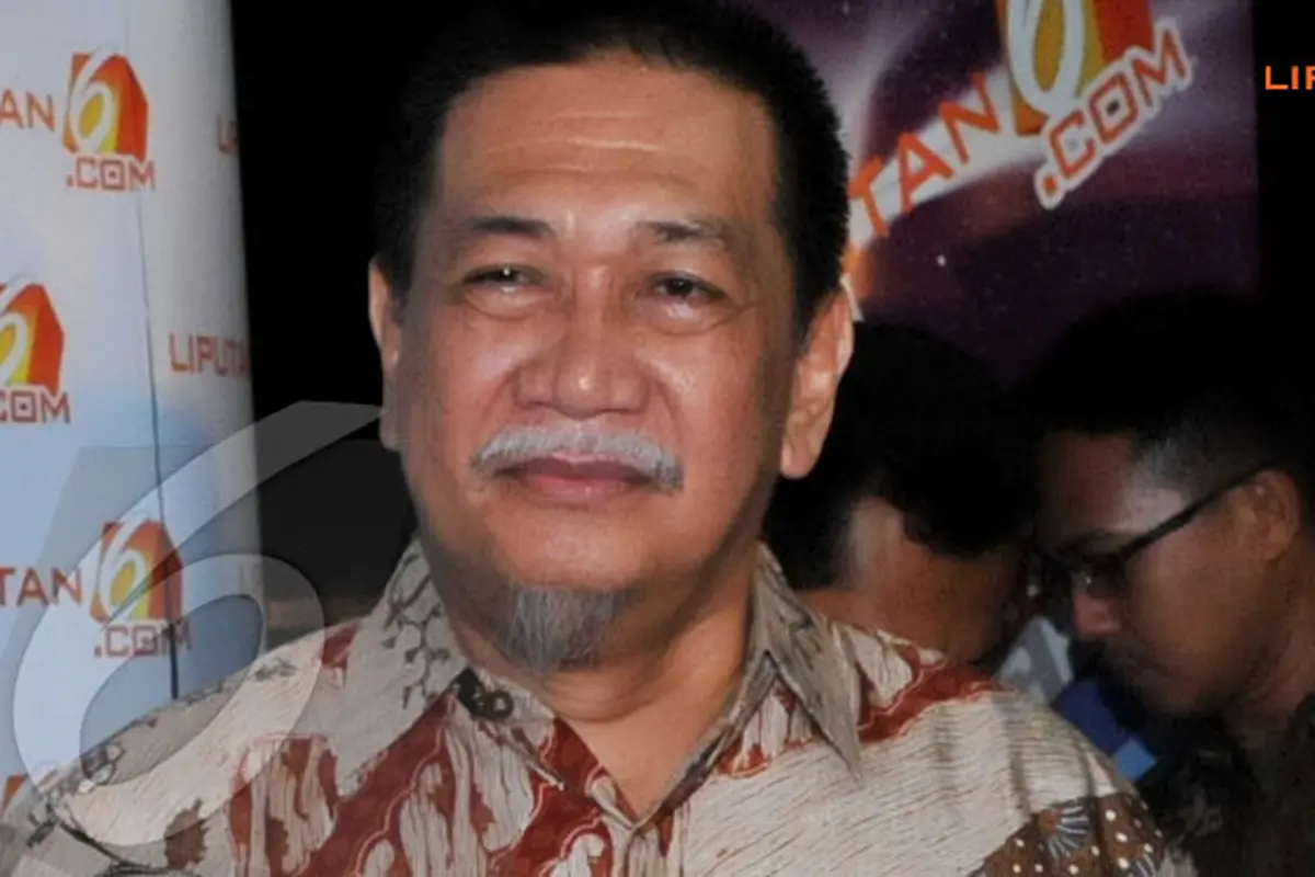 deddy-mizwar-130915c.jpg