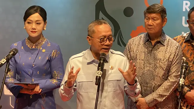Menteri Koordinator Bidang Pangan Zulkifli Hasan dalam konferensi pers peluncuran SRUK, di Jakarta Theater, Kamis (9/7/2026). (Liiputan6.com/Christian)