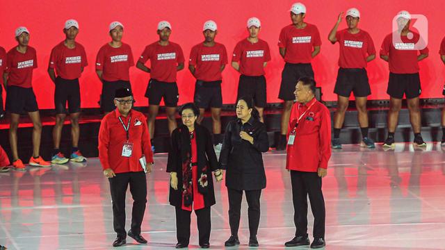 Nyalakan Obor Api Abadi, Megawati Soekarnoputri Buka Rakernas V PDIP