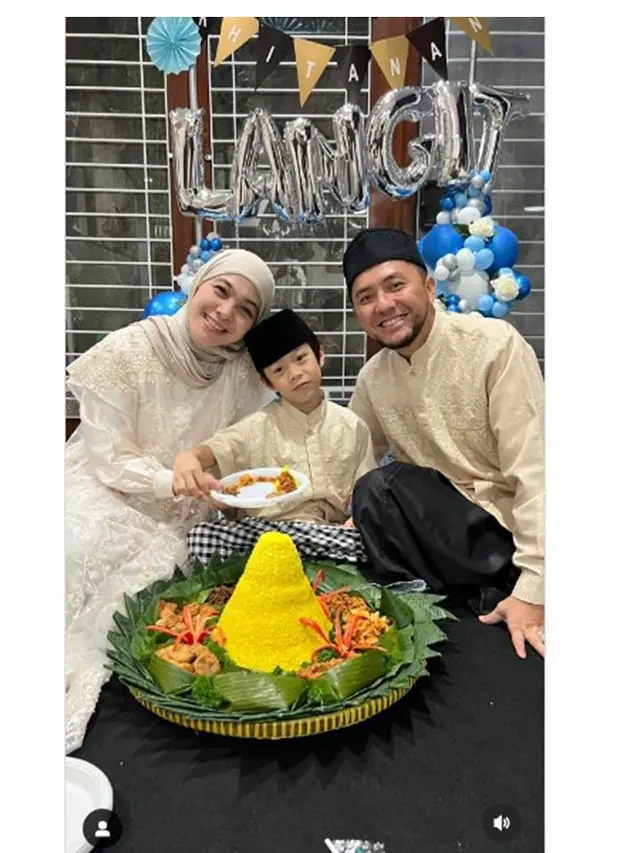 7 Momen Tasyakuran Khitanan Anak Ananda Omesh dan Dian Ayu, Mewah Bak Resepsi