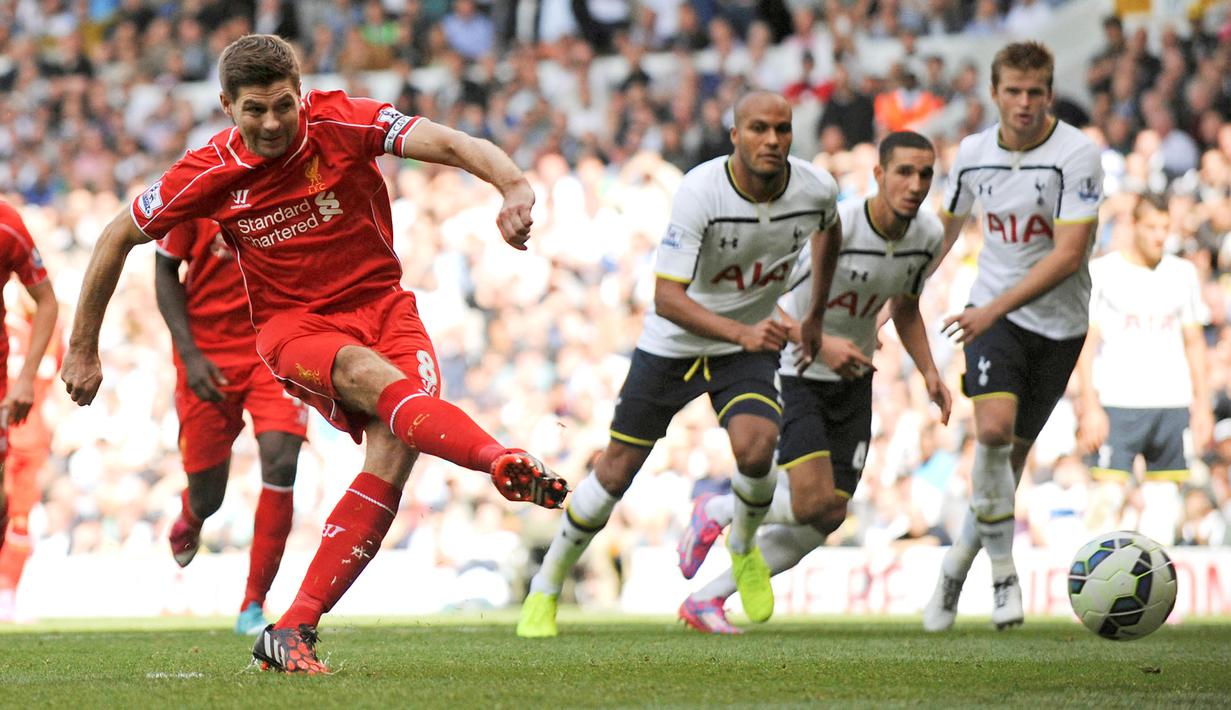 Kapten sekaligus legenda Liverpool, Steven Gerrard menjadi salah satu pencetak gol terbanyak The Reds di Liga Champions, yaitu 30 gol dari 87 penampilan. Kenangan paling membekas di ingatan fans Liverpool adalah golnya di laga final Liga Champions 2005 melawan AC Milan. (AFP/Olly Greenwood)
