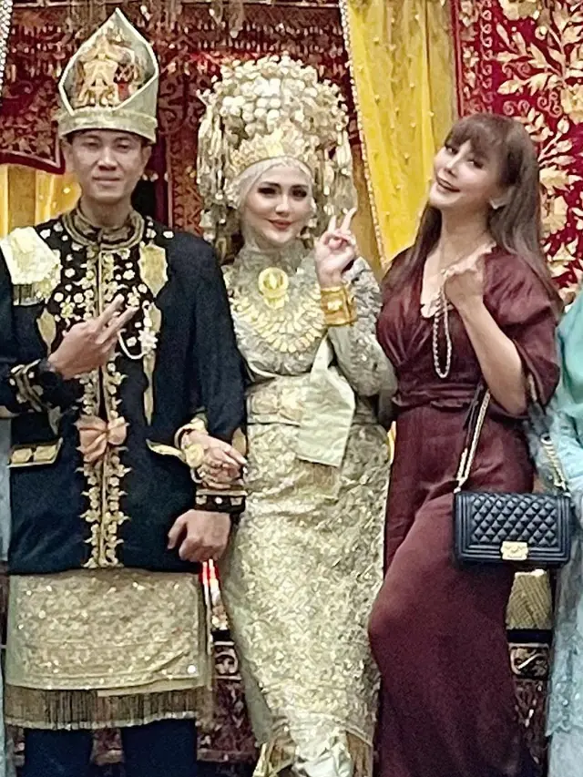 7 Potret Tamu Artis Hadiri Pernikahan Juliana Moechtar, Bertabur Bintang