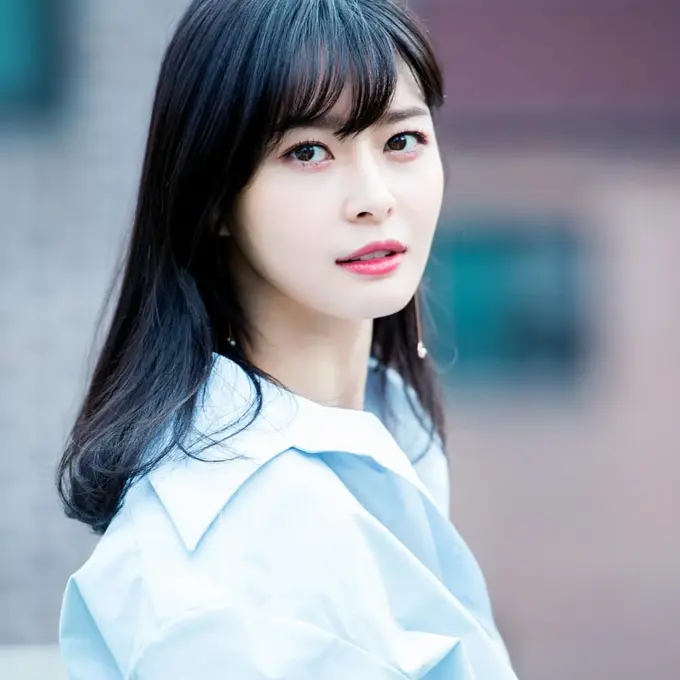 Kwon Nara