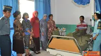 Wujud Kepedulian, Ketua Gabungan Jalasenastri Kunjungi Anggota